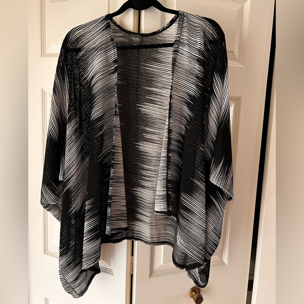 Chico’s travelers black and white sheer ruana